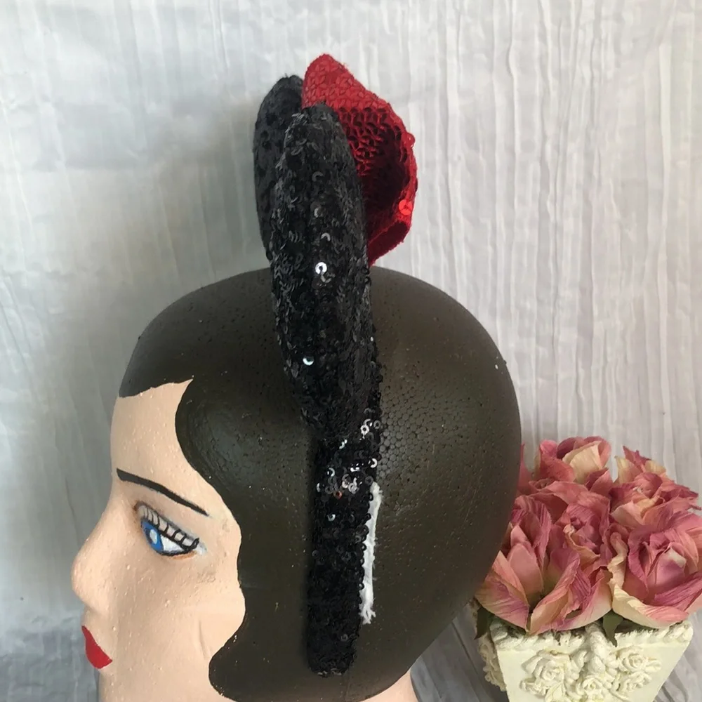 DISNEY MINNIE MOUSE ears Halloween costume from WDW & Halloween treat bag